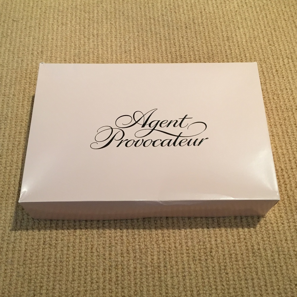 Agent Provocateur box